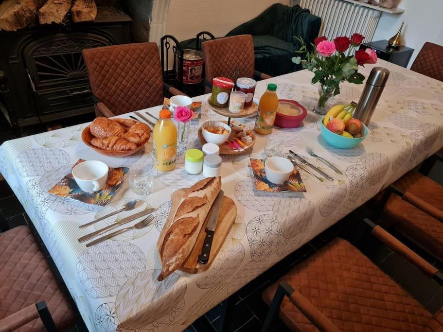 Domaine La Tuilerie Bed & Breakfast Guitres Bagian luar foto