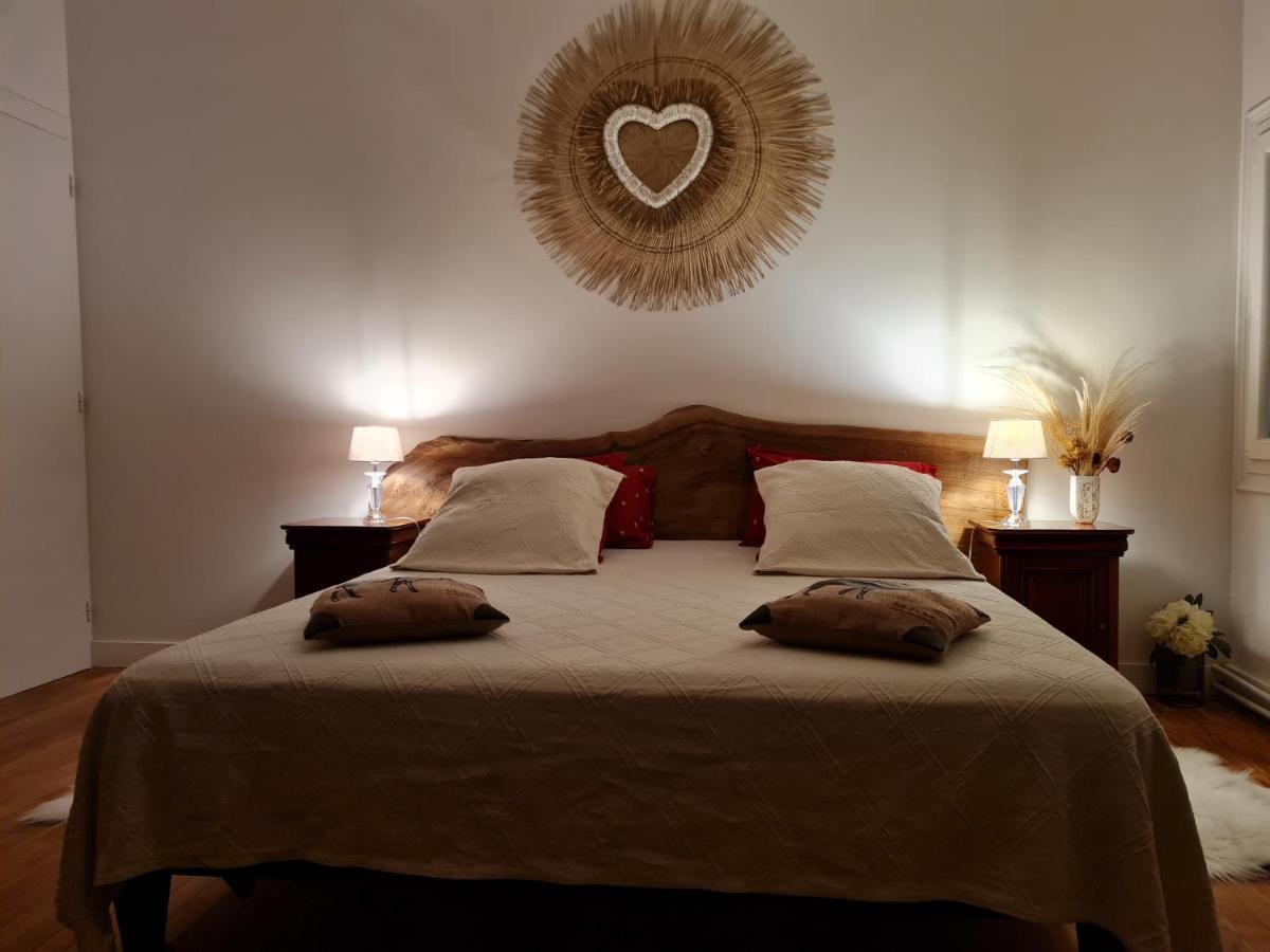 Domaine La Tuilerie Bed & Breakfast Guitres Bagian luar foto